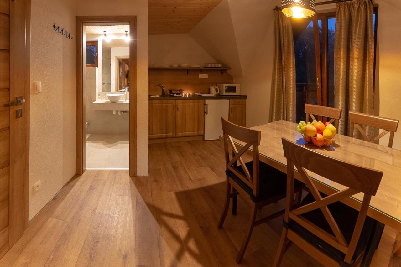 Apartmany A Studia Villa Flora 利托福卡西尼克 外观 照片